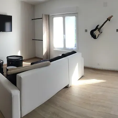 Apartament Noir Et Blanc Aulnay-sous-Bois