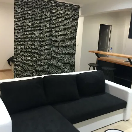 Apartament Noir Et Blanc *