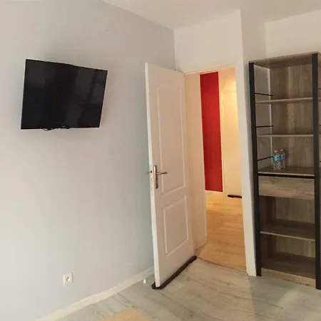 Noir Et Blanc Apartament