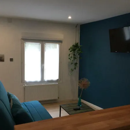 Apartament Noir Et Blanc
